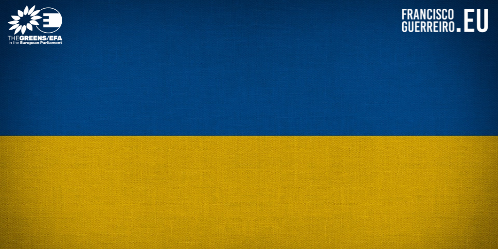 Ucrânia: Eurodeputados pedem fundo de reconstrução financiado por reservas congeladas Russas