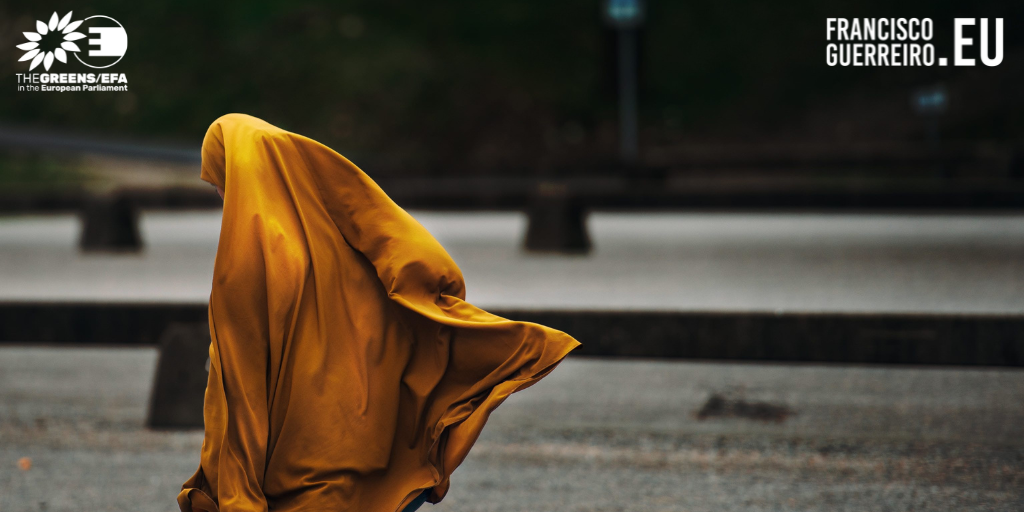 Eurodeputados alertam para a terrível morte de Mahsa Amini